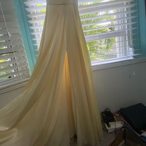 🌞light yellow prom dress